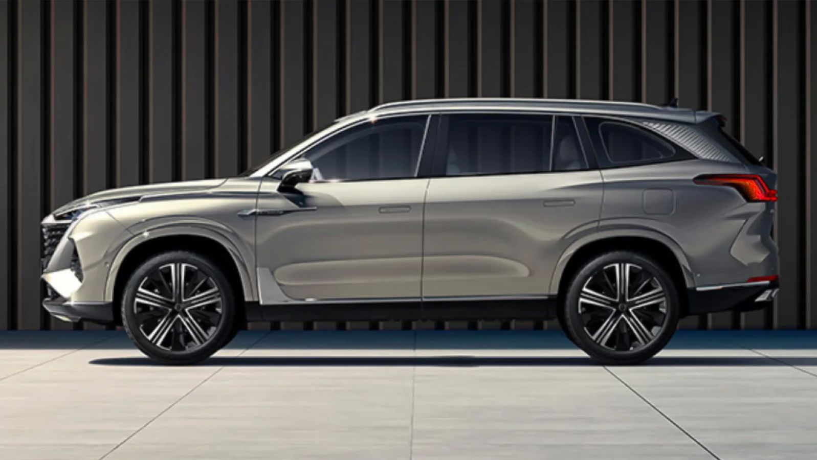 MG: Έφερε στην Ευρώπη το επταθέσιο Plug-in υβριδικό MGS9